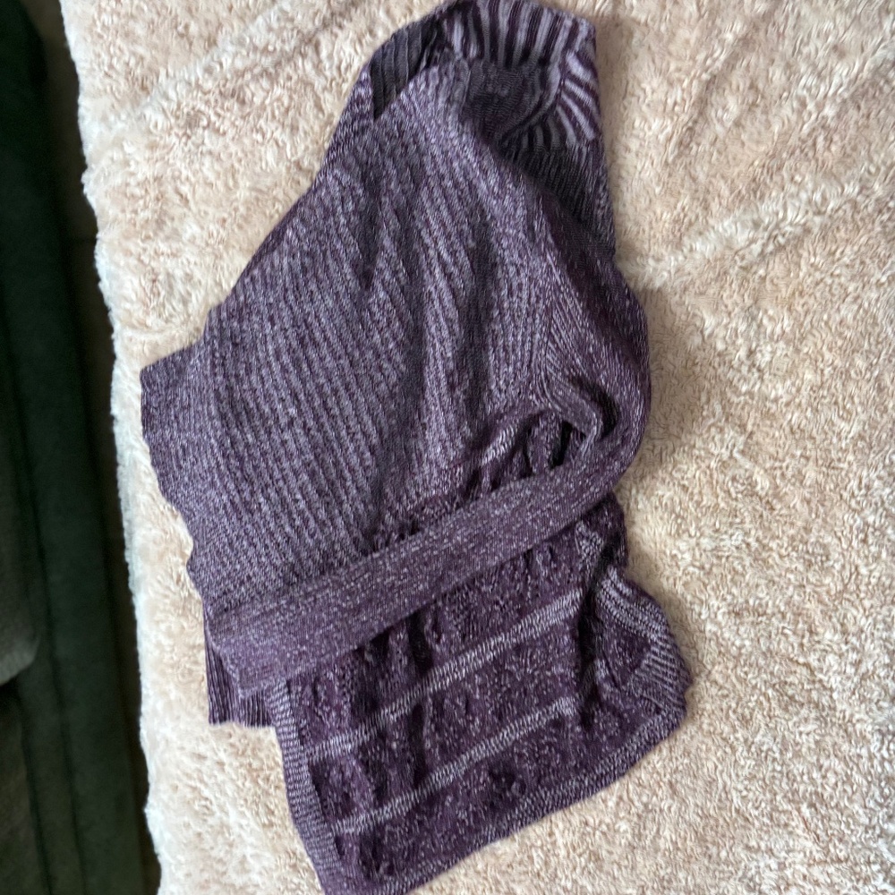 Moth sweater - Picture 4 of 4